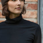 Namaldi+ Women's Thermal Shirt in Black.