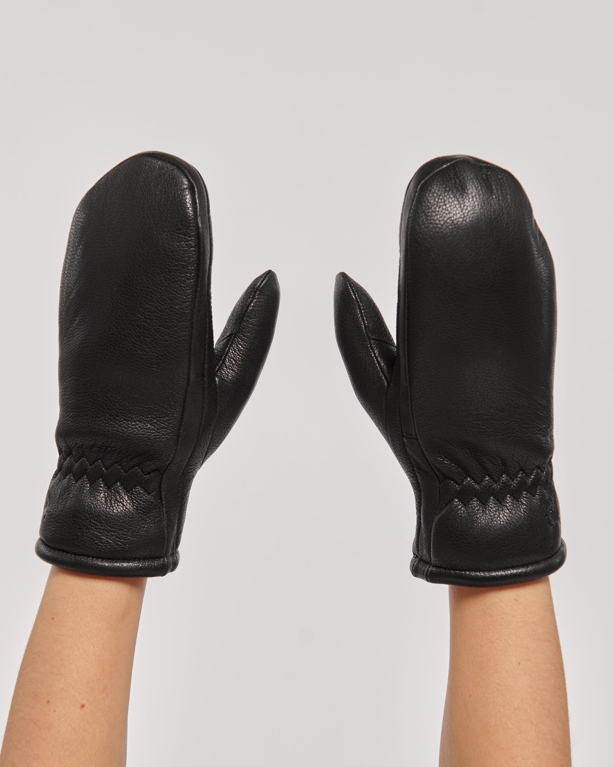 Cozy Women's Leather Mittens with Natural Fur.