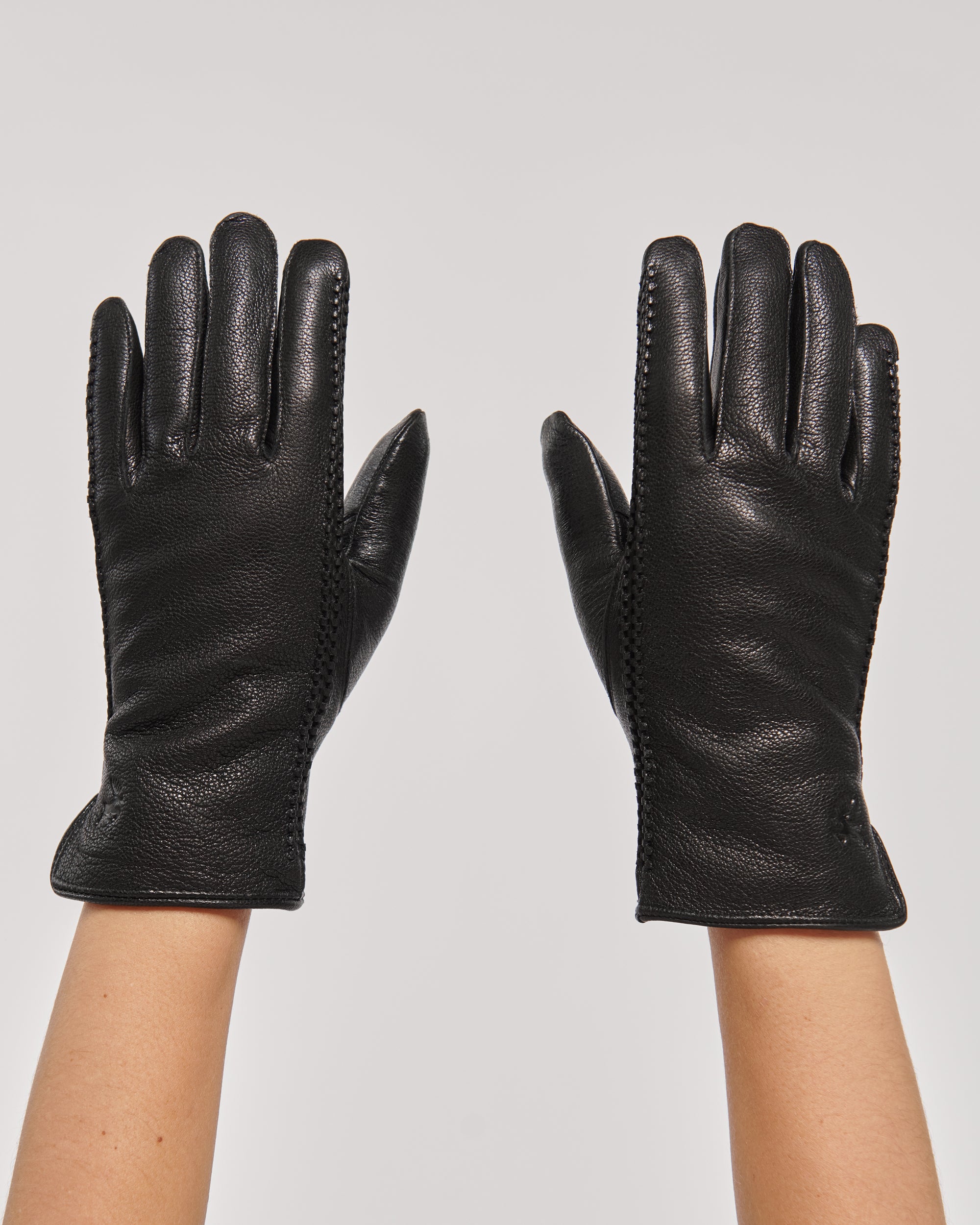 Warmth Women's Leather Gloves with Natural Fur.